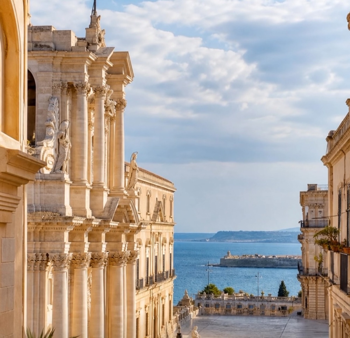 Baroque cathedral square of Ortigia opening onto the sea